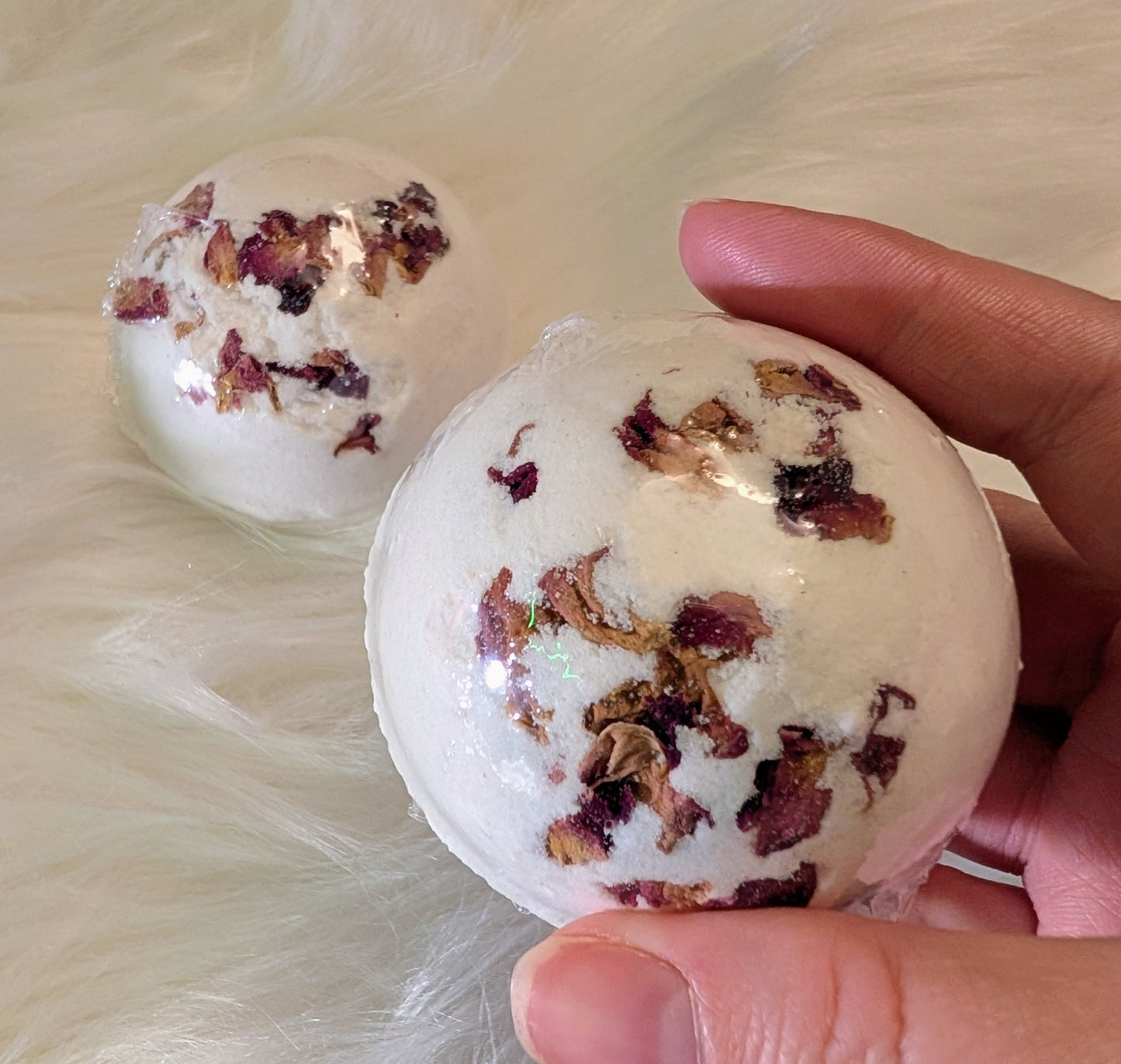 Bombe de bain - AVEC PÉTALES DE ROSE SANS ODEUR